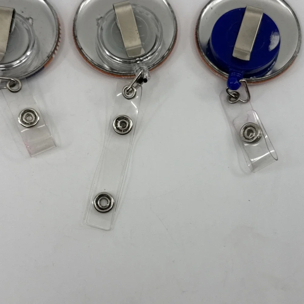 3 University of Illinois U‎ of I Badge Pull Clips Card Holders Button Lot